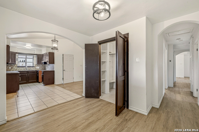 Image 14 of 28 For 106 Wayfarer