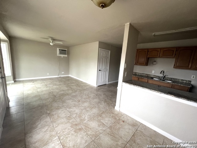 Image 4 of 13 For 6214 Slate Valley