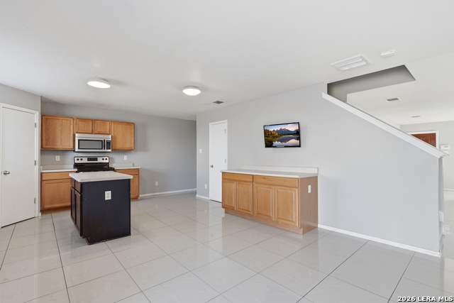 Image 8 of 25 For 6351 Wild Flower