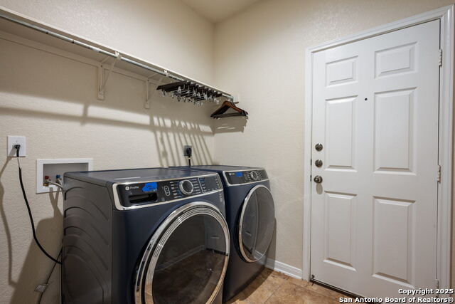 Image 25 of 29 For 208 Cold River