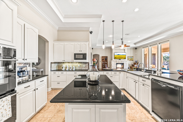 Image 2 of 77 For 443 Lantana Mesa