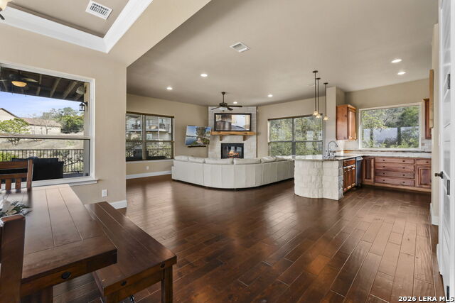 Image 3 of 50 For 502 Cindy Dr