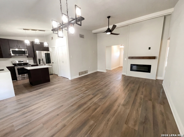 Image 3 of 18 For 7913 Dry Canyon