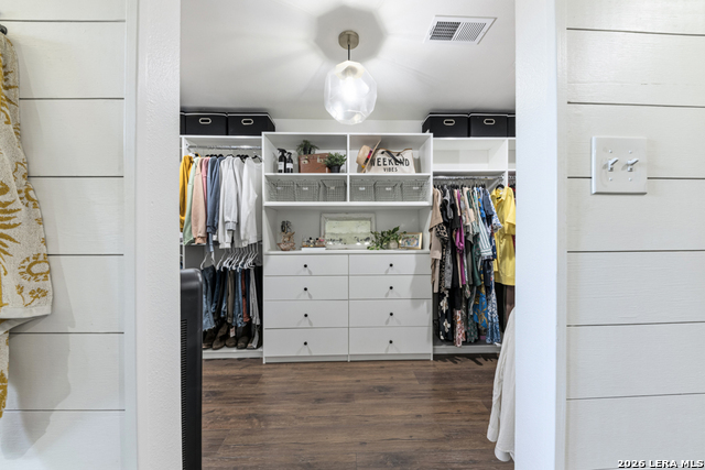 Image 11 of 34 For 791 Edwards  