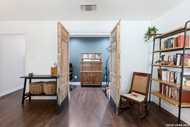 Image 13 of 34 For 791 Edwards  