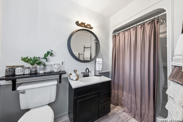 Image 27 of 34 For 791 Edwards  