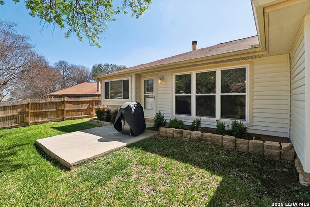 Listing photo id 20 for 1101 Andre  