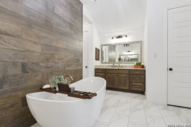 Image 17 of 50 For 3831 Escalera Pass