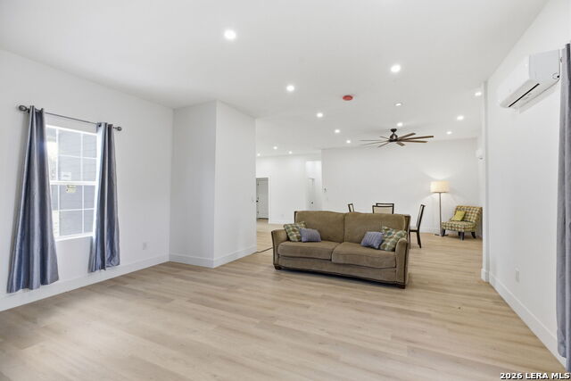 Image 12 of 28 For 4344 Mountain Pass