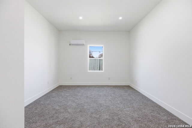 Image 18 of 28 For 4344 Mountain Pass