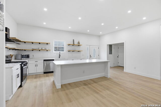 Image 2 of 28 For 4344 Mountain Pass