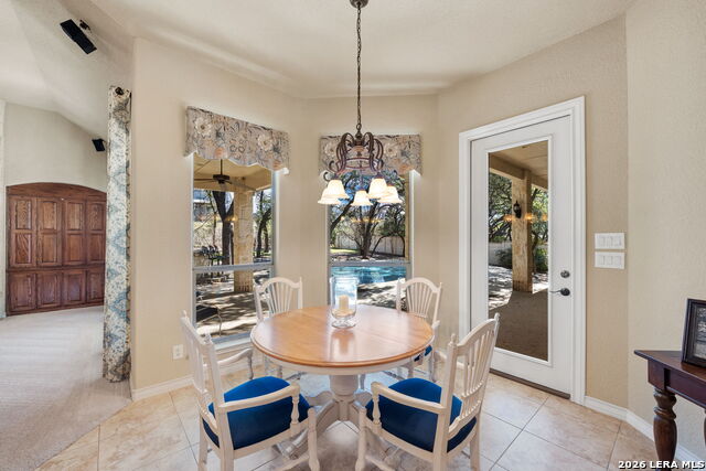 Image 10 of 40 For 27662 Oak Brook Way