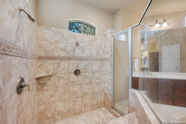 Image 15 of 40 For 27662 Oak Brook Way