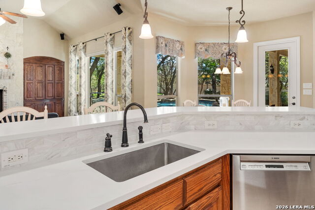 Image 39 of 40 For 27662 Oak Brook Way