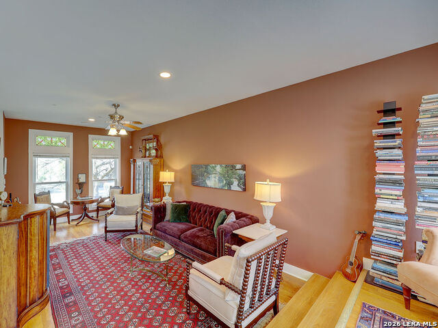 Image 17 of 50 For 400 Guenther E 2202