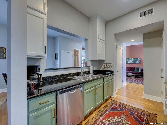 Image 25 of 50 For 400 Guenther E 2202