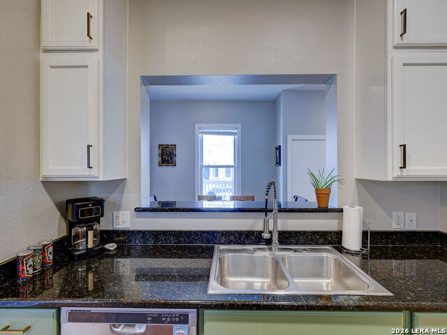 Image 32 of 50 For 400 Guenther E 2202