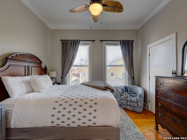 Image 40 of 50 For 400 Guenther E 2202