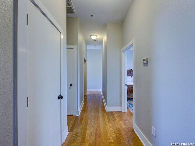 Image 49 of 50 For 400 Guenther E 2202