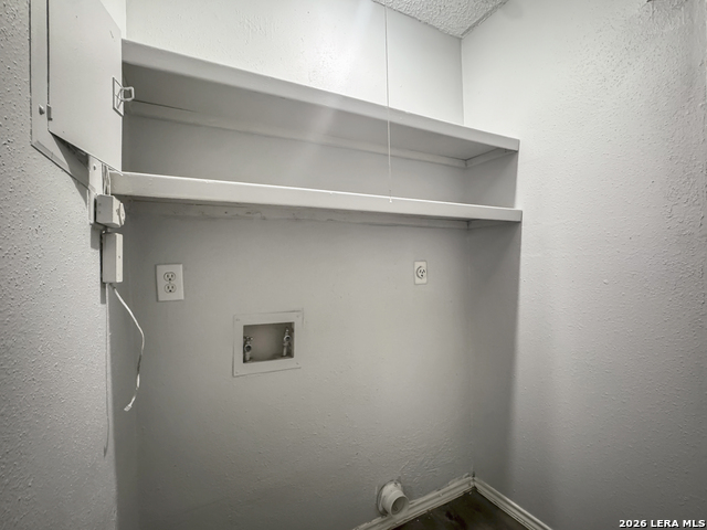 Image 11 of 17 For 9627 Vale  