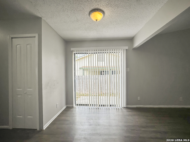 Image 5 of 17 For 9627 Vale  