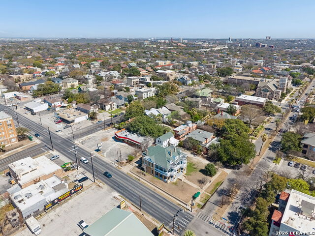 Image 63 of 68 For 339 Woodlawn Ave W