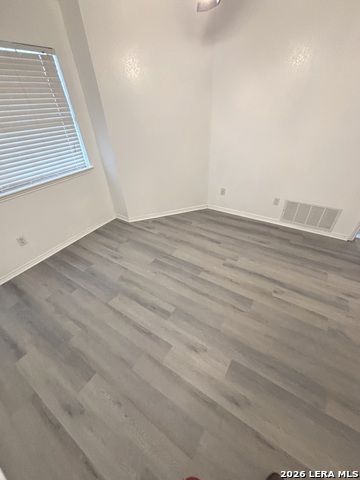 Image 2 of 4 For 11610 Vance Jackson  853