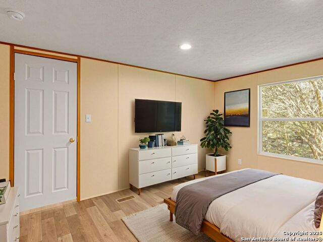 Image 20 of 29 For 1230 Greenbriar