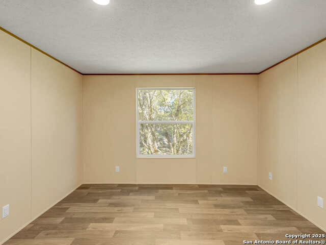 Image 23 of 29 For 1230 Greenbriar