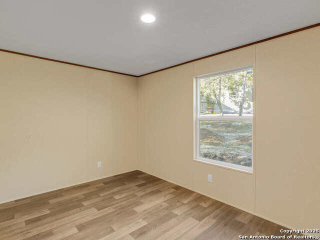 Image 25 of 29 For 1230 Greenbriar