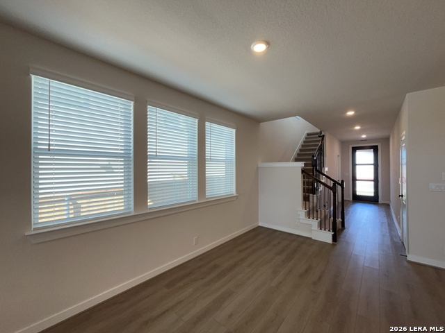 Image 11 of 58 For 5958 Edna Pt.