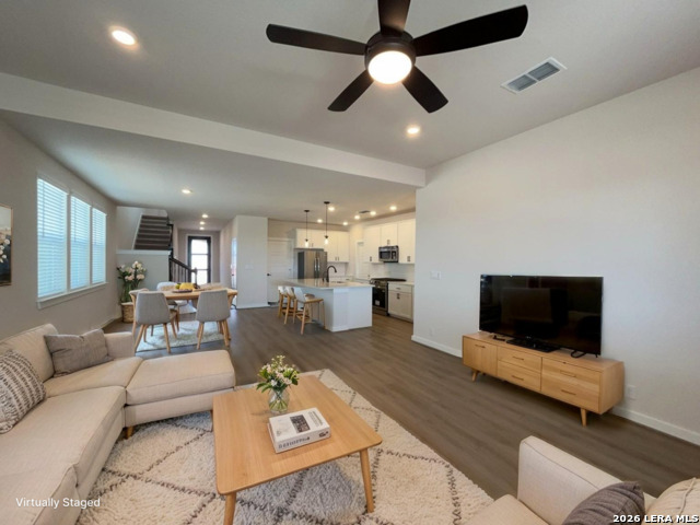 Image 3 of 58 For 5958 Edna Pt.