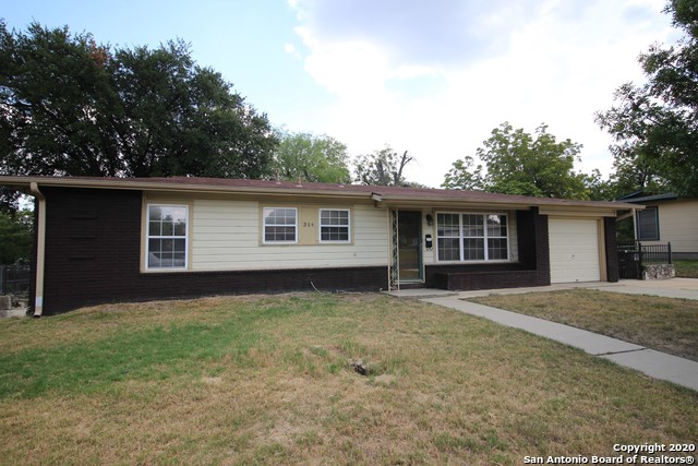 Details for 314 Glenview Dr E, San Antonio, TX 78201