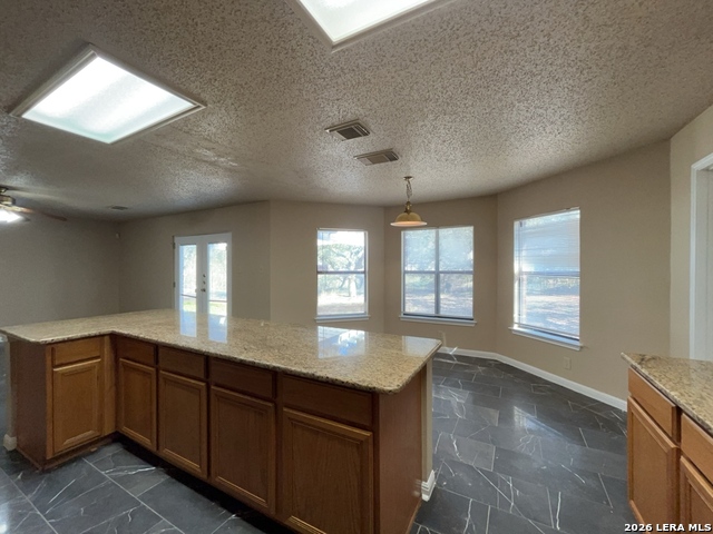 Image 17 of 52 For 2910 Redsky Pass