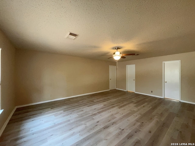 Image 22 of 52 For 2910 Redsky Pass