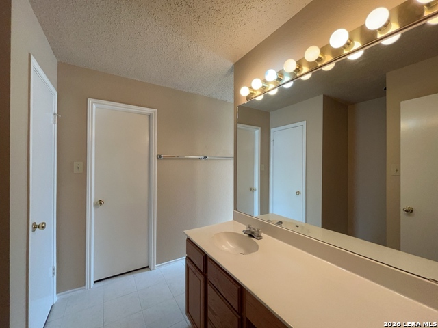 Image 23 of 52 For 2910 Redsky Pass