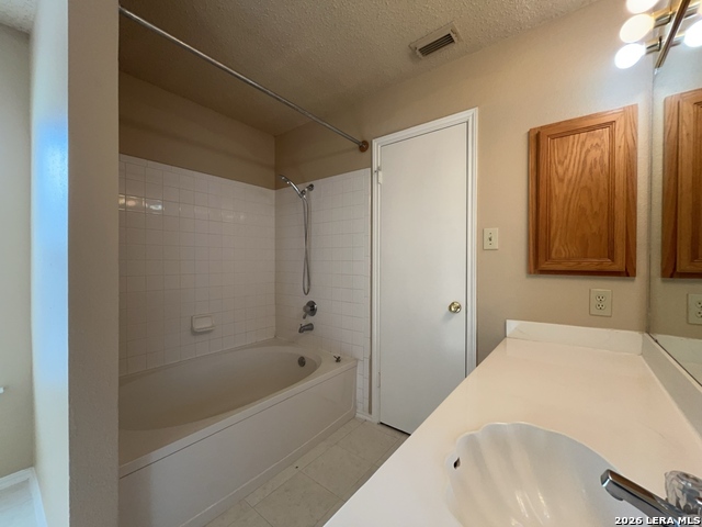 Image 25 of 52 For 2910 Redsky Pass