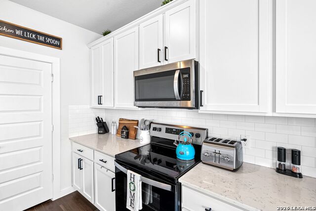 Image 11 of 43 For 216 Brook Shadow