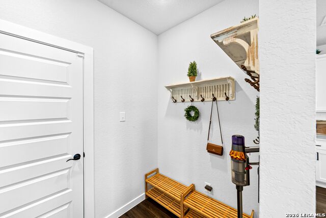 Image 13 of 43 For 216 Brook Shadow