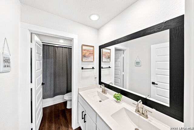 Image 33 of 43 For 216 Brook Shadow