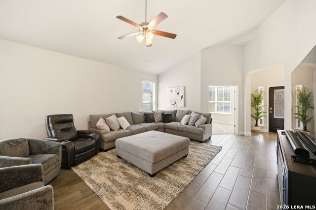 Image 11 of 36 For 223 Red Rock Canyon