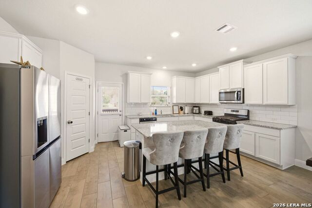 Image 13 of 36 For 223 Red Rock Canyon