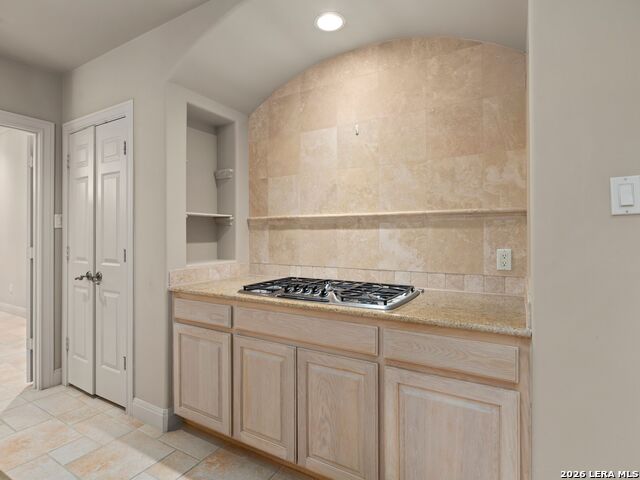 Image 25 of 66 For 9 Rugby Lane