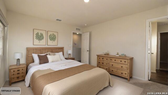 Listing photo id 13 for 5819 Rolling Glen