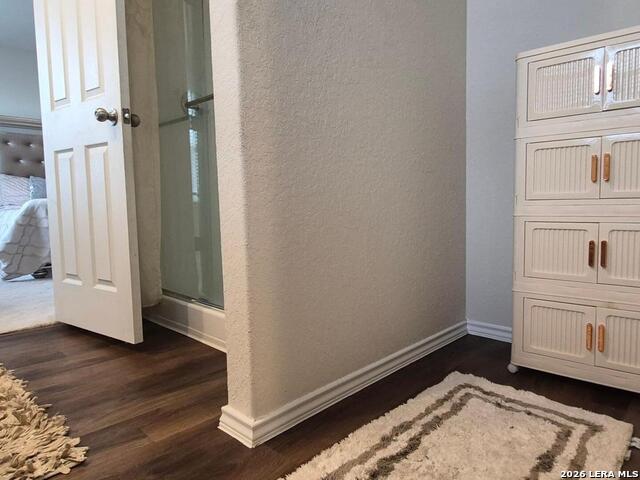 Listing photo id 16 for 5819 Rolling Glen