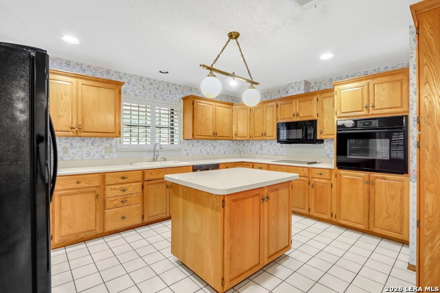 Image 11 of 23 For 738 Cedar  