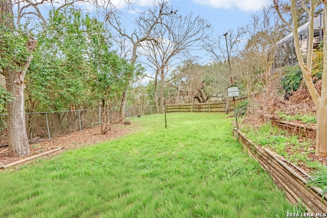 Image 22 of 23 For 738 Cedar  