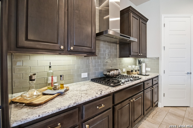 Image 16 of 47 For 2006 Buckner