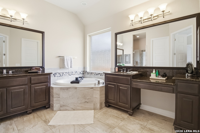 Image 26 of 47 For 2006 Buckner