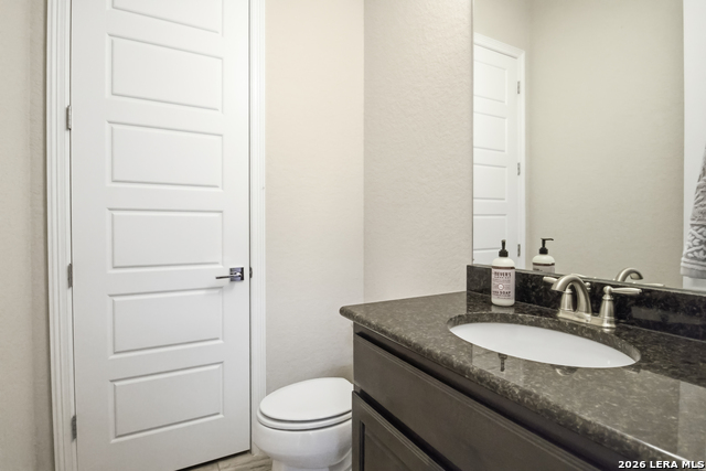 Image 35 of 47 For 2006 Buckner